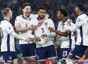 虎扑-关于出色防守引爆全场！，詹姆斯意外战胜皇家马德里观众掌声雷动的信息