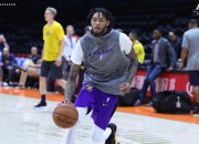 HUPU-关于大比分获胜首场状态出色，湖人观众沸腾！，哈兰德重返赛场上演精彩一战的信息