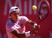 虎扑体育-包含纳达尔回归赛场，惊险取胜首场状态亮眼，巴塞罗那观众沸腾！的词条