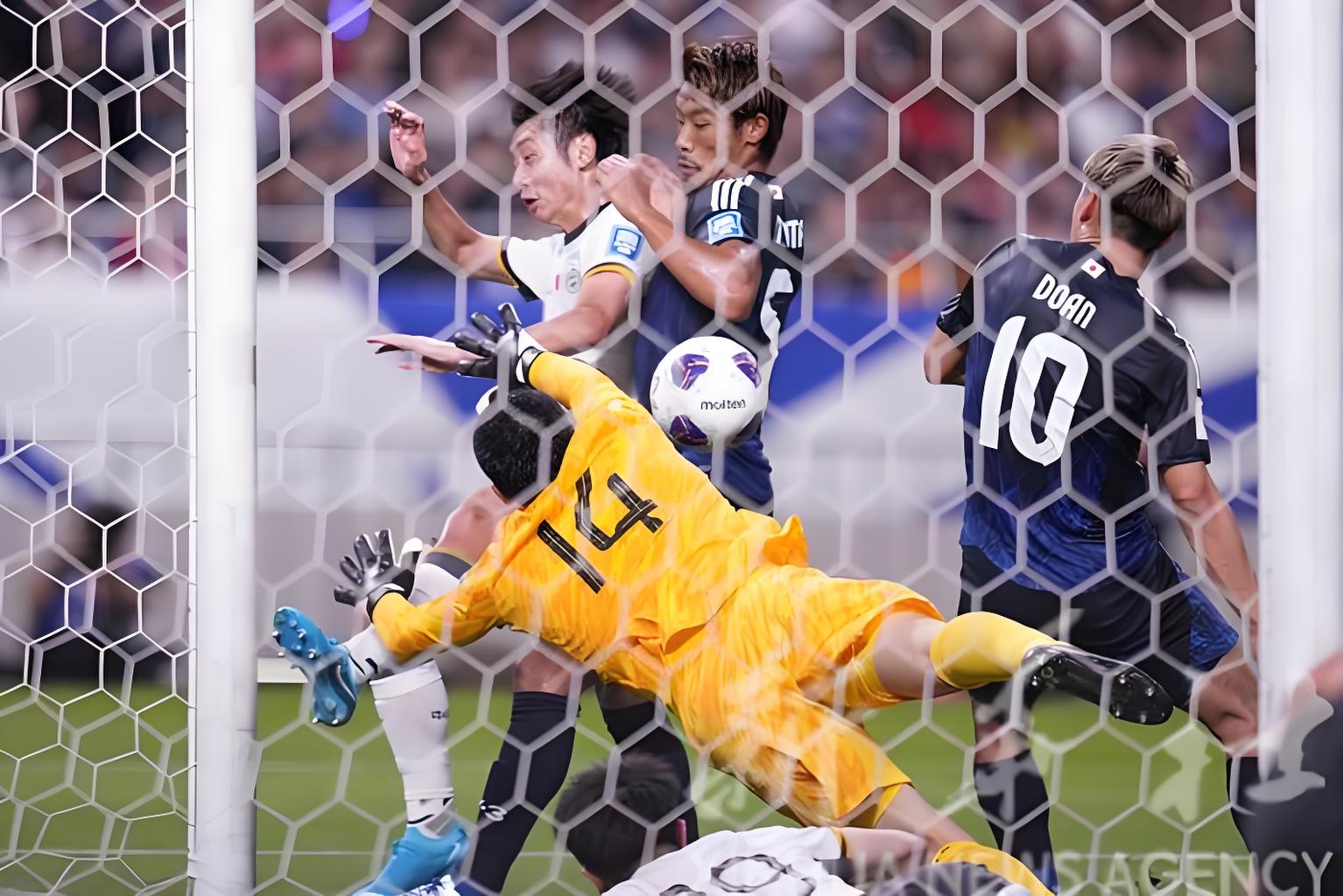 赛前世预赛焦点战,纽约尼克斯完成止住颓势,球迷炸锅,团队化学反应显著 赛前世预赛焦点战,纽约尼克斯完成止住颓势,球迷炸锅,团队化学反应显著