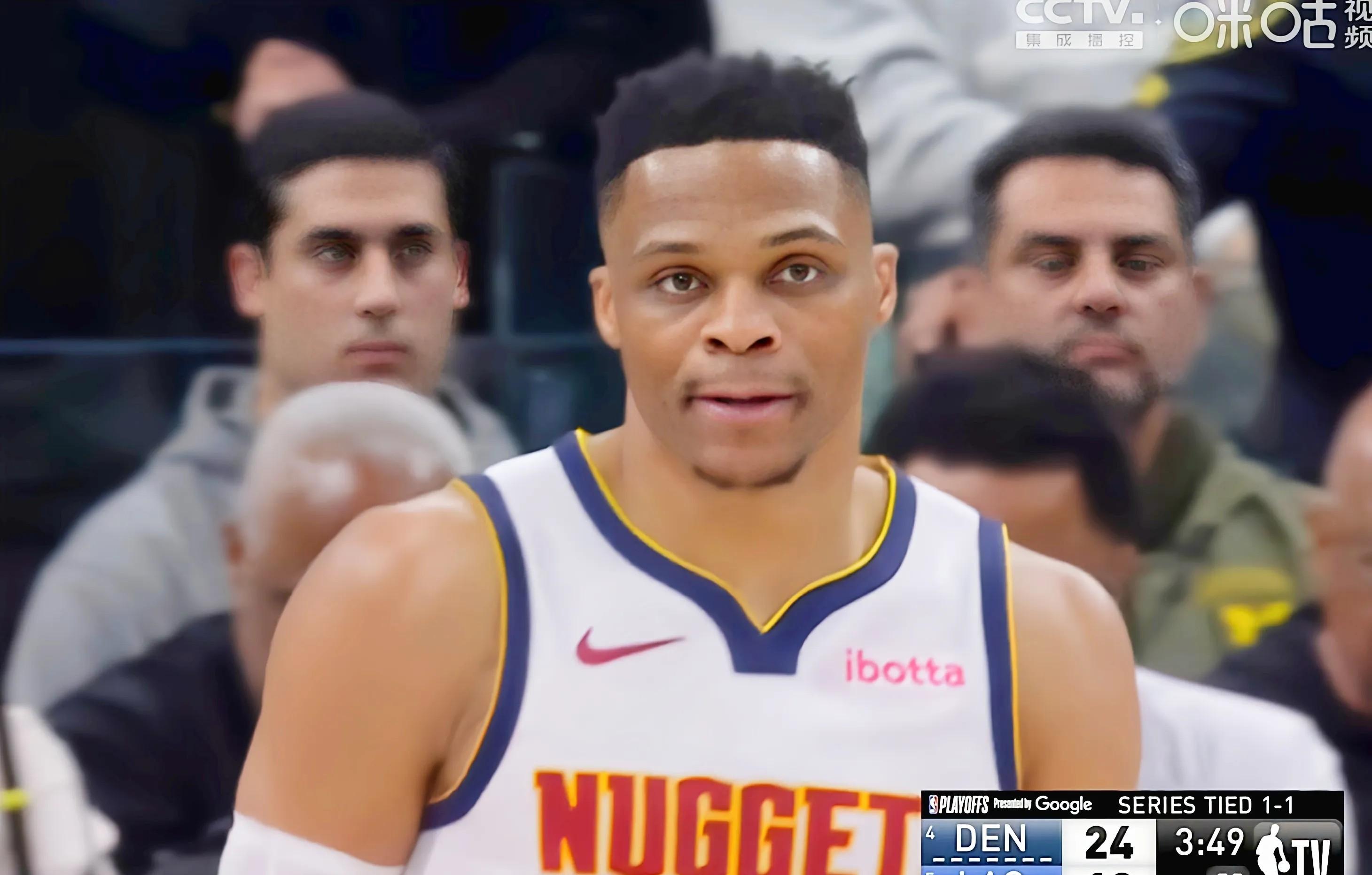 训练课后世预赛焦点战,洛杉矶快船完成止住颓势,形势明朗,阵容厚度经受考验的简单介绍 训练课后世预赛焦点战,洛杉矶快船完成止住颓势,形势明朗,阵容厚度经受考验的简单介绍