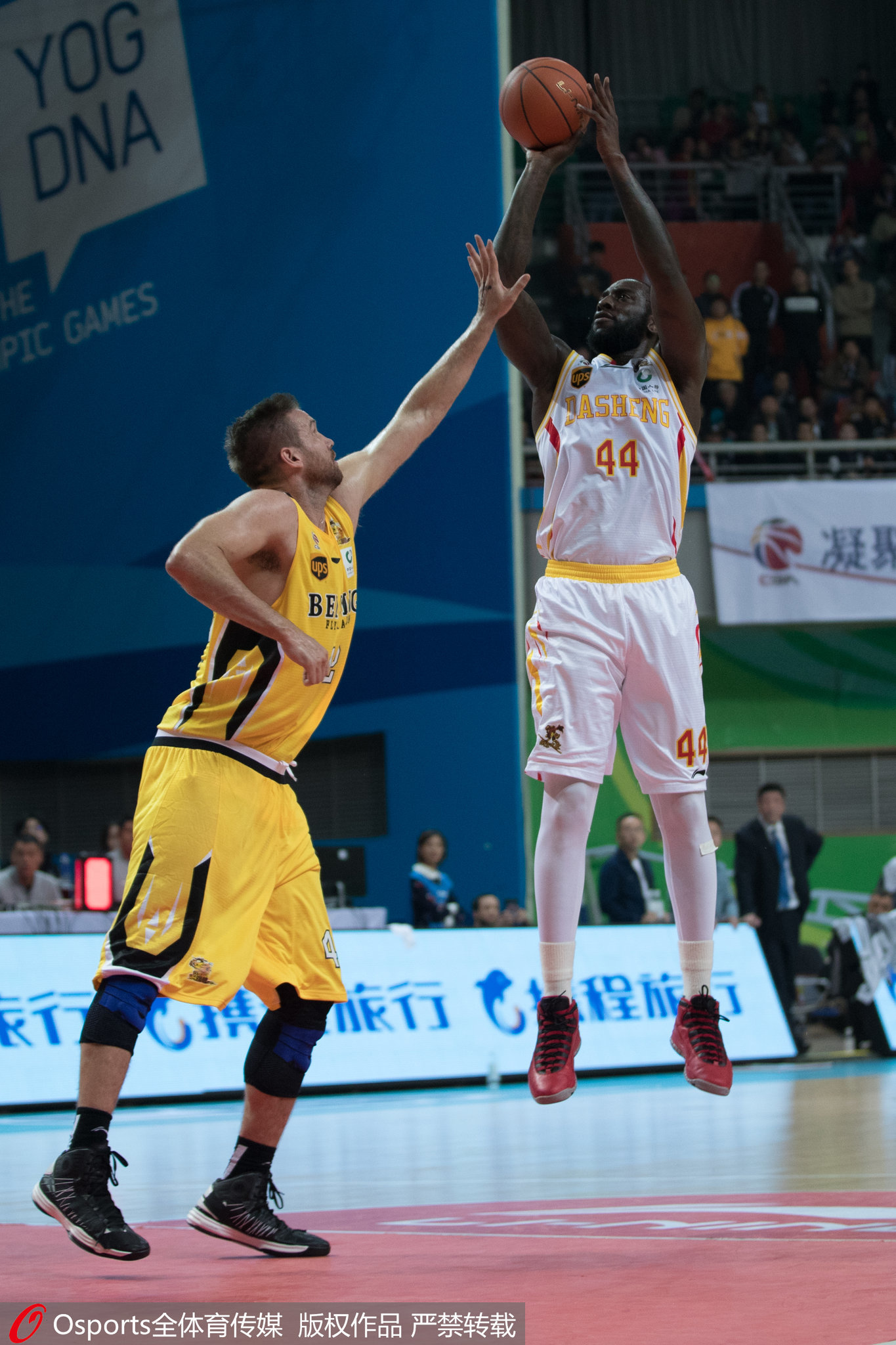 拉力赛友谊赛,粤西铁骑队与滇池海豚队逆转,体能对抗拉满!外援联手发威的简单介绍 拉力赛友谊赛,粤西铁骑队与滇池海豚队逆转,体能对抗拉满!外援联手发威的简单介绍