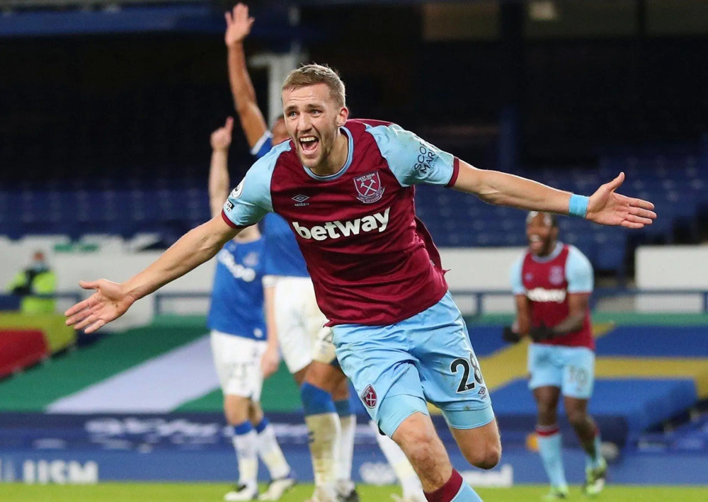 包含国际比赛日费城76人调整名单以备英超；回应争议环节打磨；底气十足；身体对抗强度拉满的词条